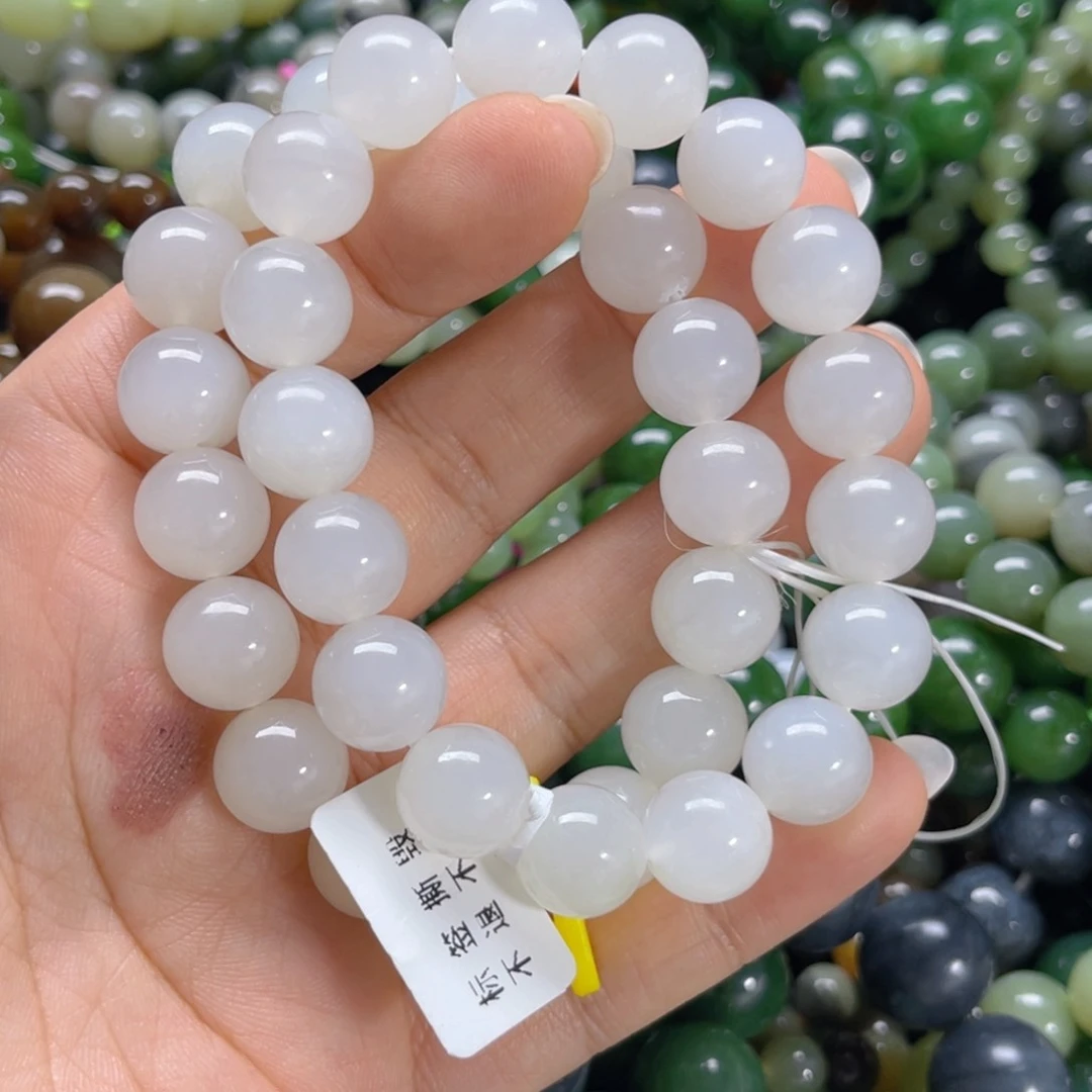未镶嵌手链和田玉摇****来送三颗珠子