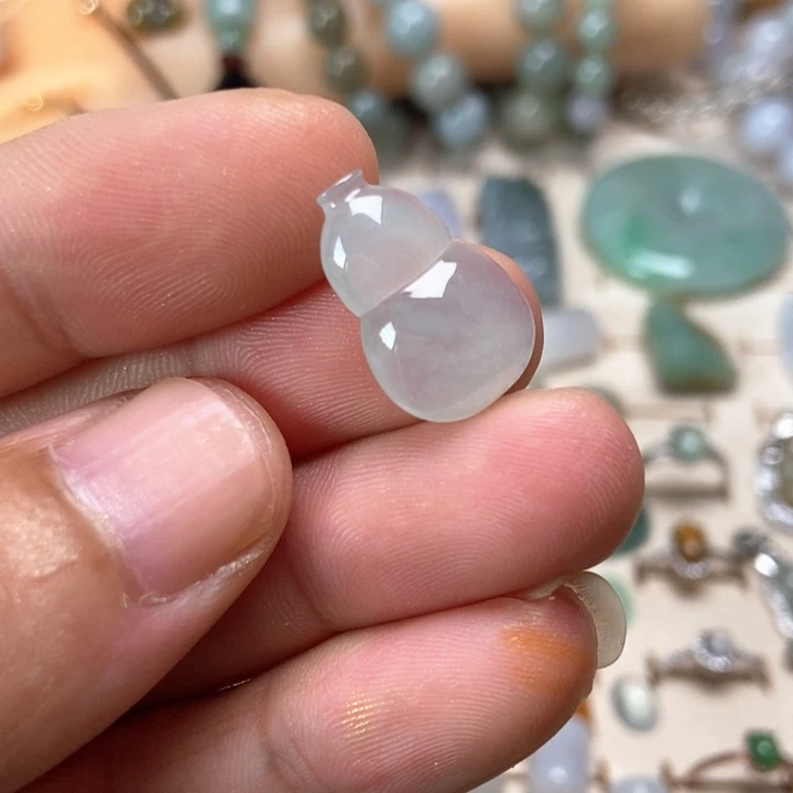 翡翠未镶嵌颈饰缅甸翡翠