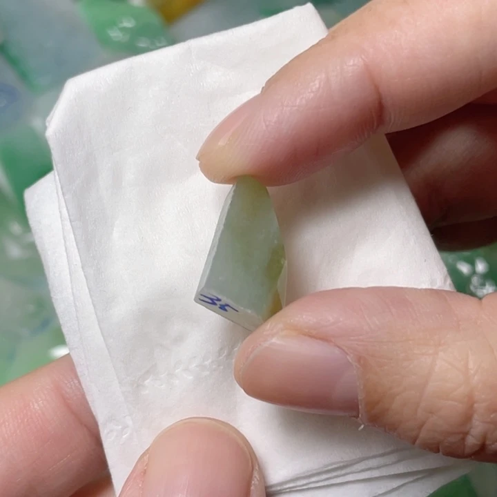 定制翡翠未镶嵌包工