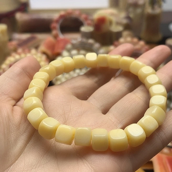 其他高瓷高密驼牙手串