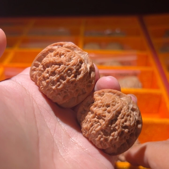 吊坠文玩核桃血麒麟38