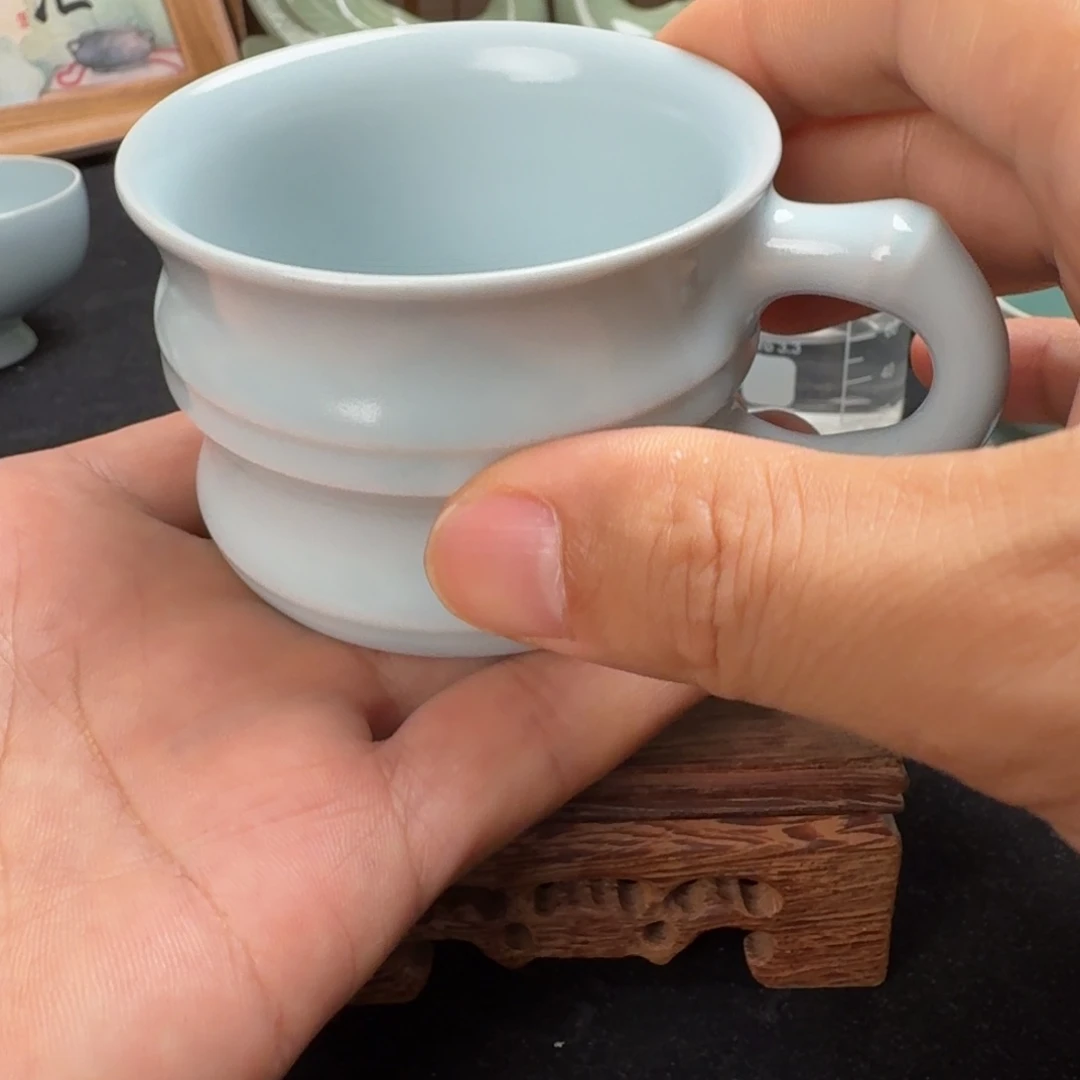 其他汝瓷月白竹节杯