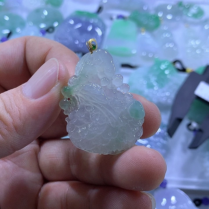 颈饰未镶嵌翡翠天然翡翠A货吊坠