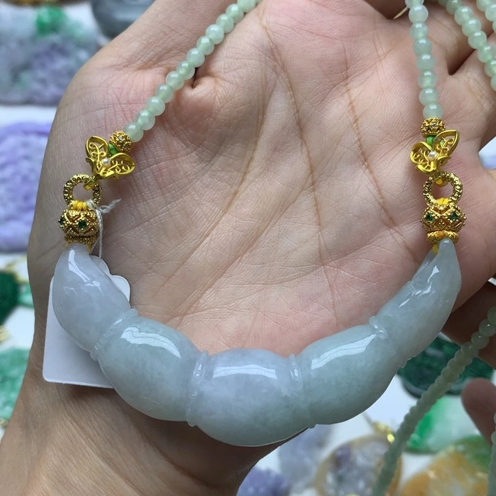颈饰未镶嵌翡翠翡翠