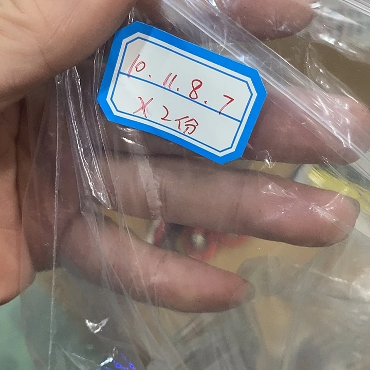 一个沟沟壑壑个哥哥哥哥