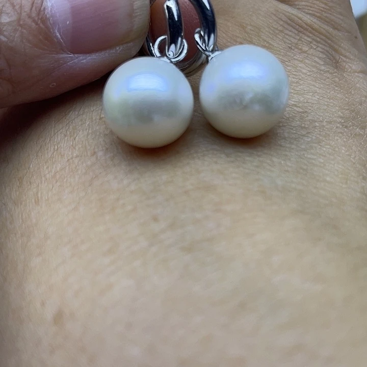 银S925镶嵌耳饰淡水珍珠