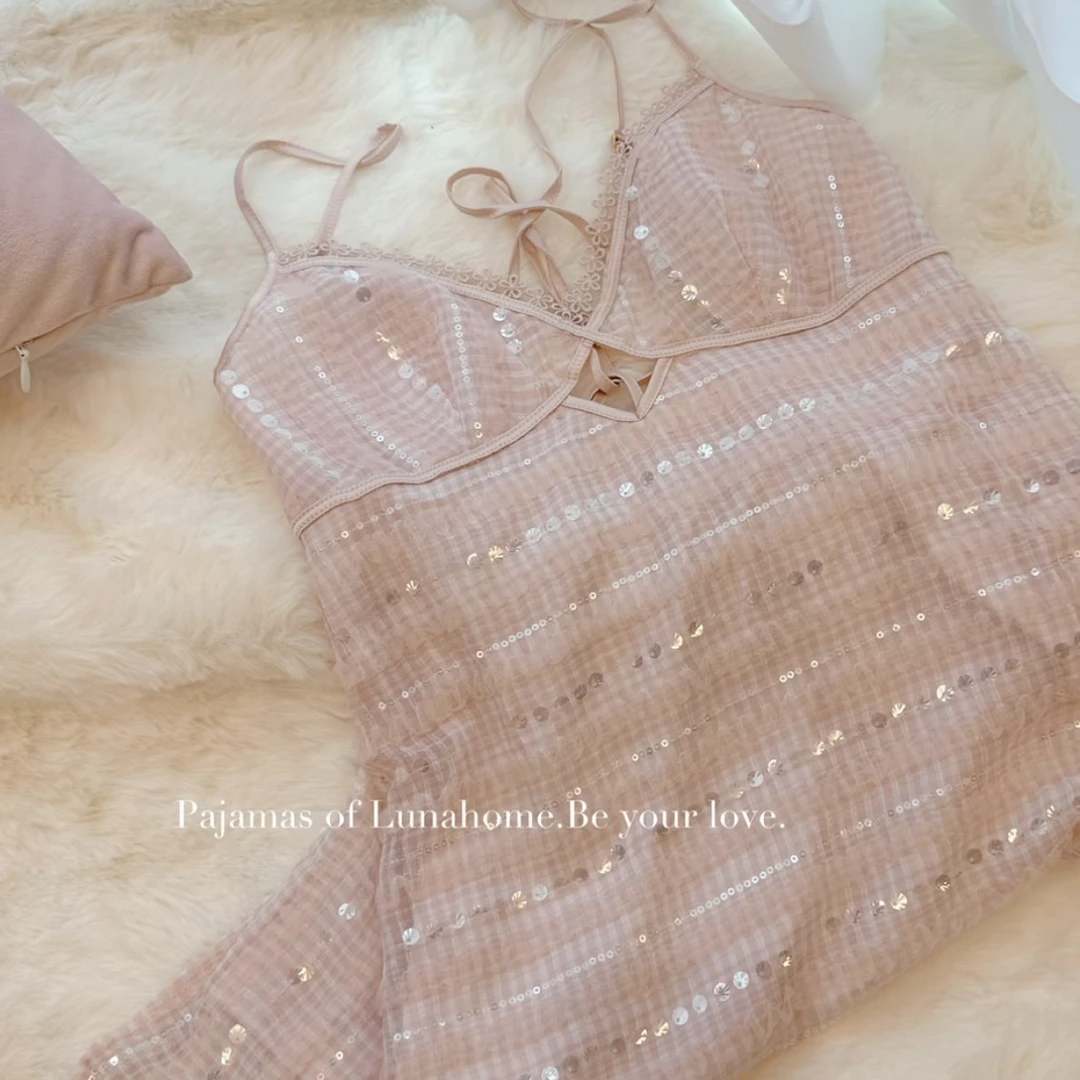 女亮片高级性感纯欲风镂空吊带睡衣女气质轻奢法式可外穿短裙Q08