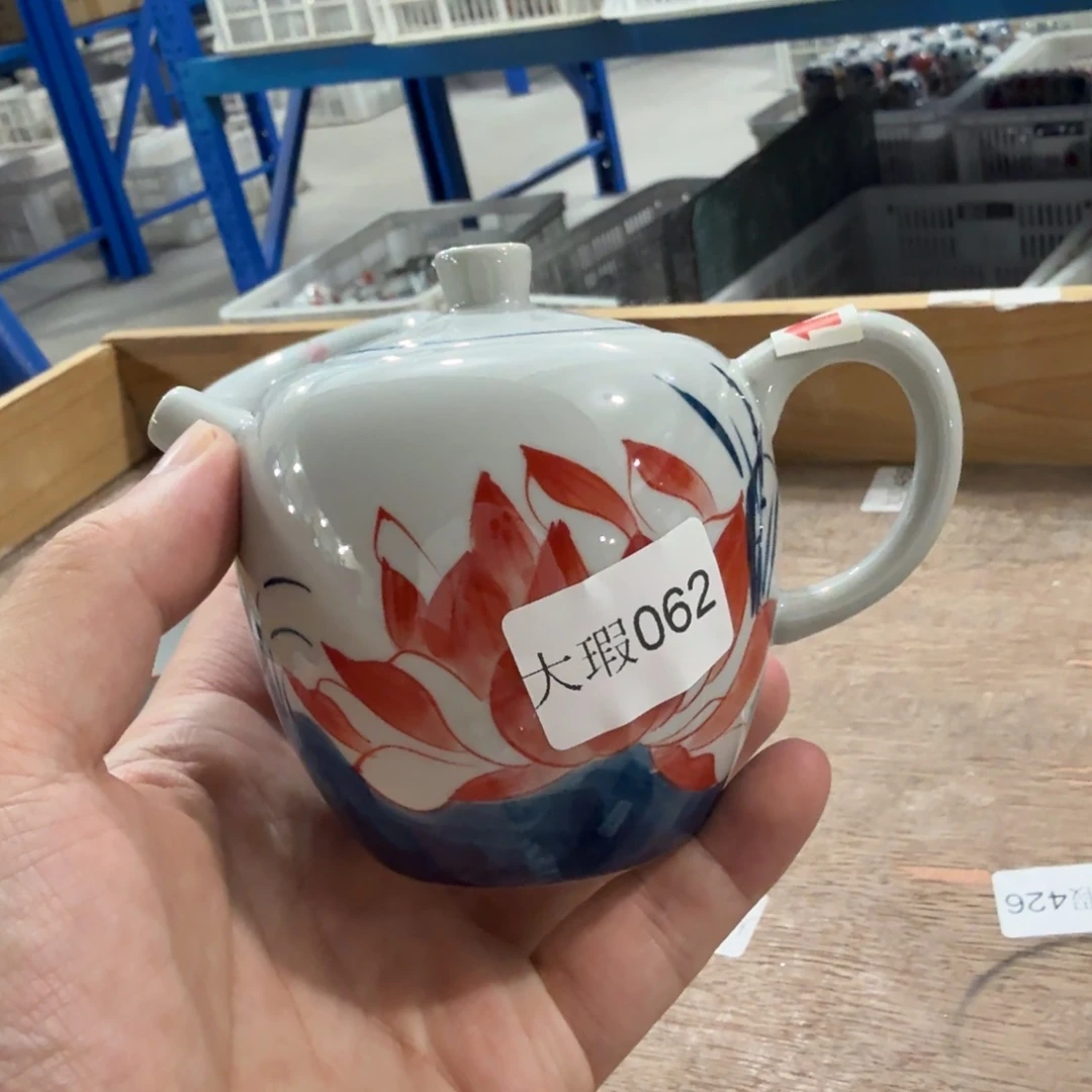 釉下手绘茶具微瑕