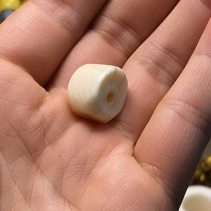 树脂制品高白料三通高白料