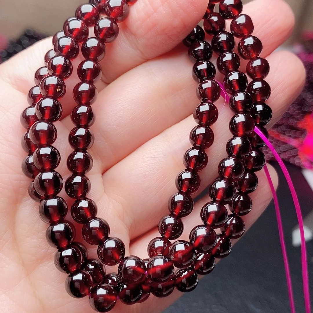 手链未镶嵌石榴石?**?卡5.8