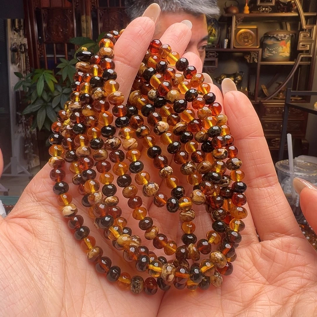 琥珀未镶嵌裸石抚顺琥珀30312六多样性发其一