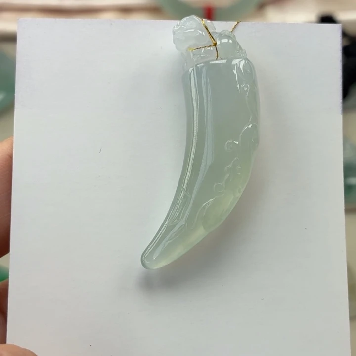 翡翠未镶嵌颈饰天然翡翠a货