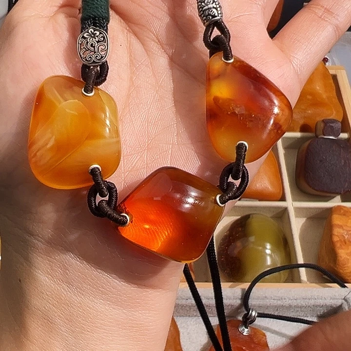 蜜蜡裸石未镶嵌我