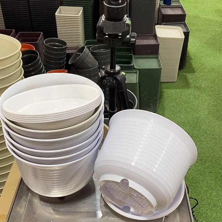 塑料矮陶口18高13.5白色带拖6套