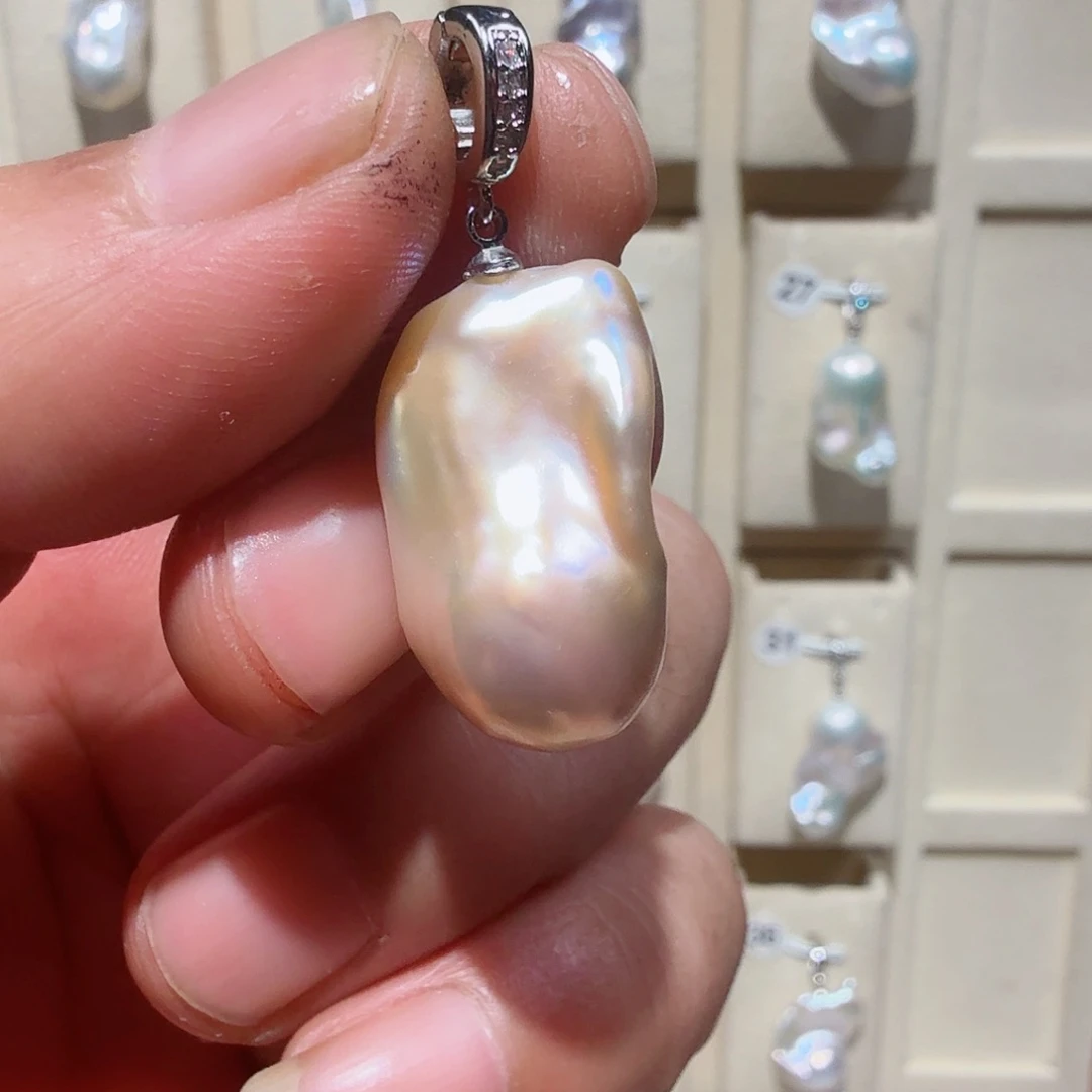 合金淡水珍珠颈饰