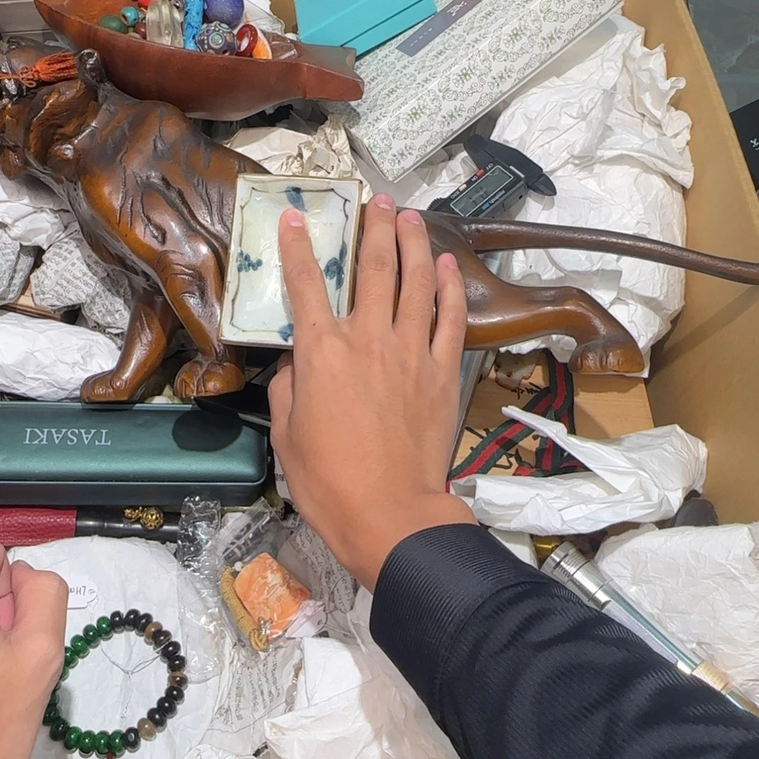 紫砂陶瓷孤品单件车里拍