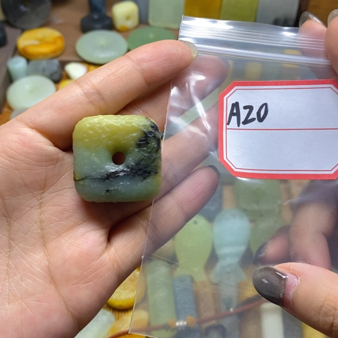 未镶嵌蛇纹石玉颈饰用****0