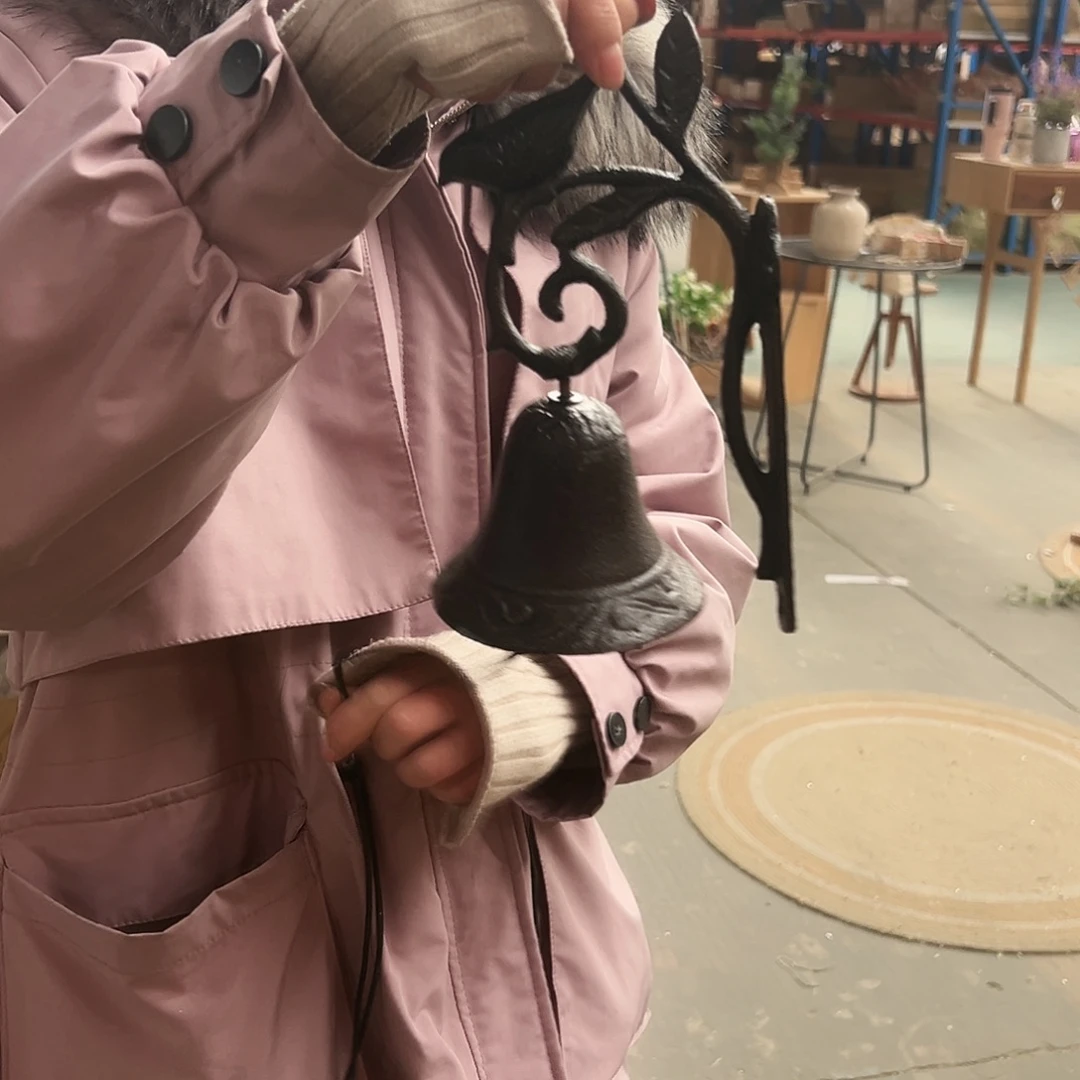 抖音直播间拍样品手摇铃