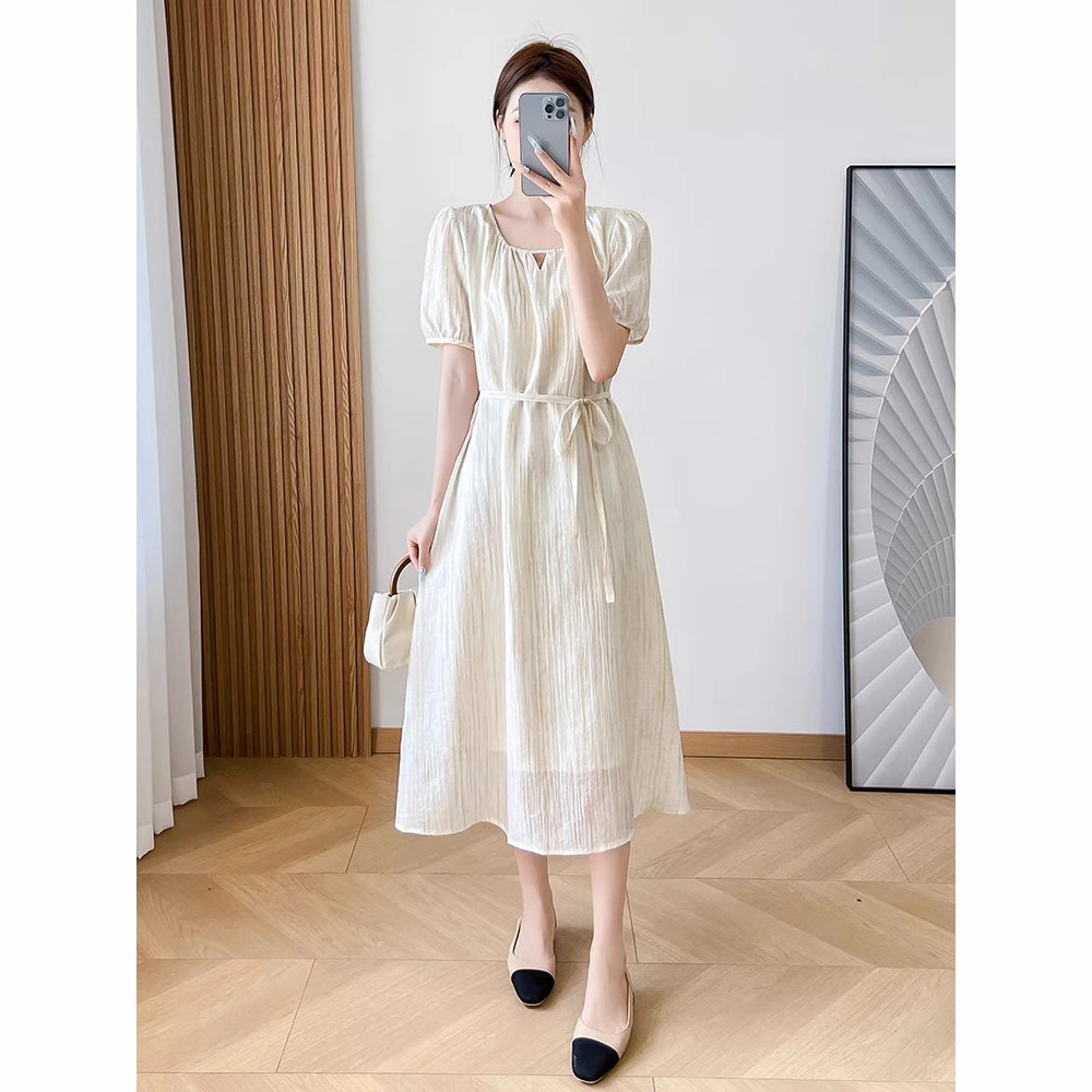 法式小清新泡泡袖连衣裙2025夏季新款宽松显瘦高级感系带气质裙子