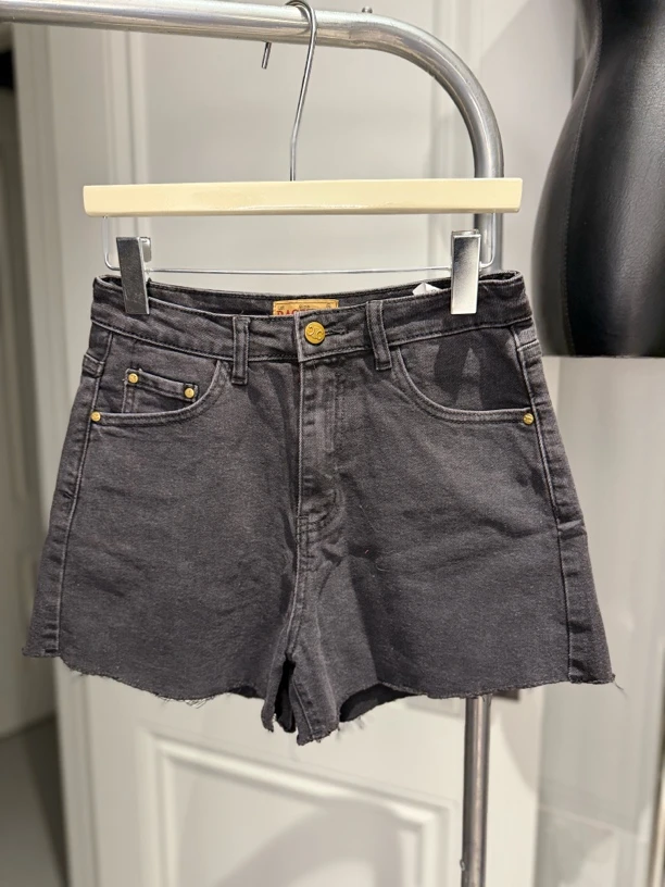 韩系纯棉黑色百搭短裤