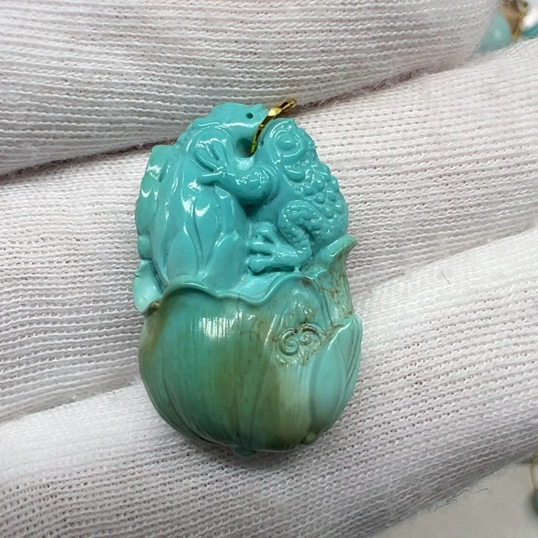 绿松石配饰未镶嵌