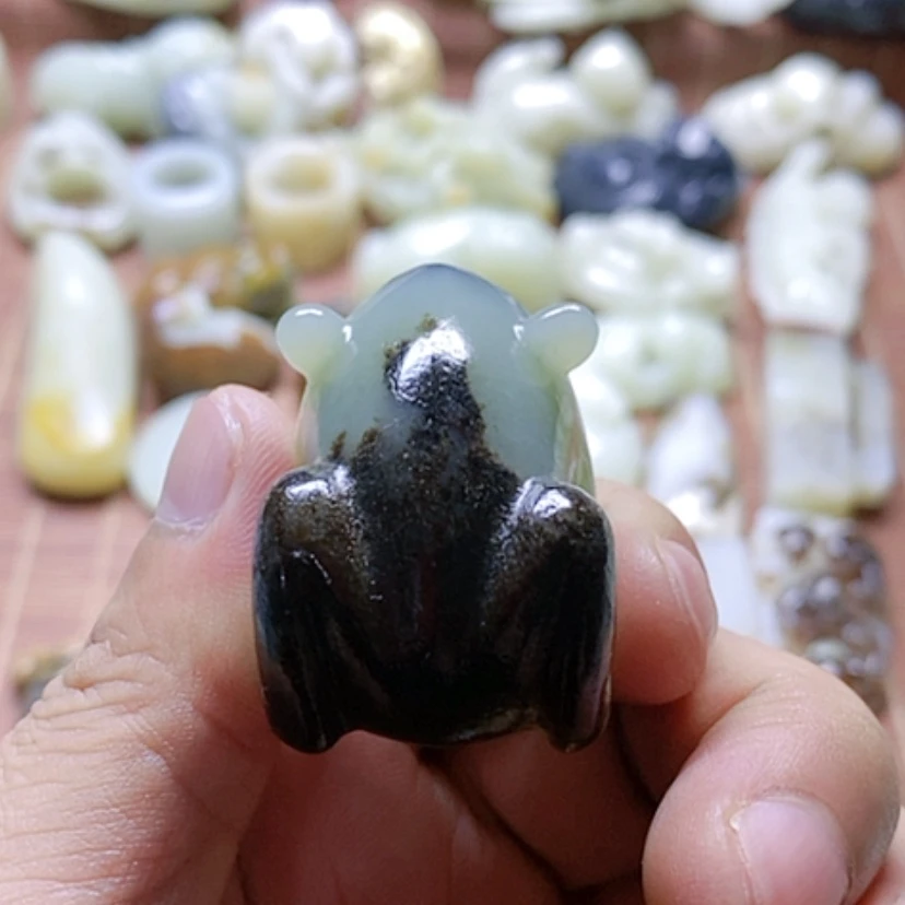 【闪购商品】未镶嵌和田玉挂件光**月
