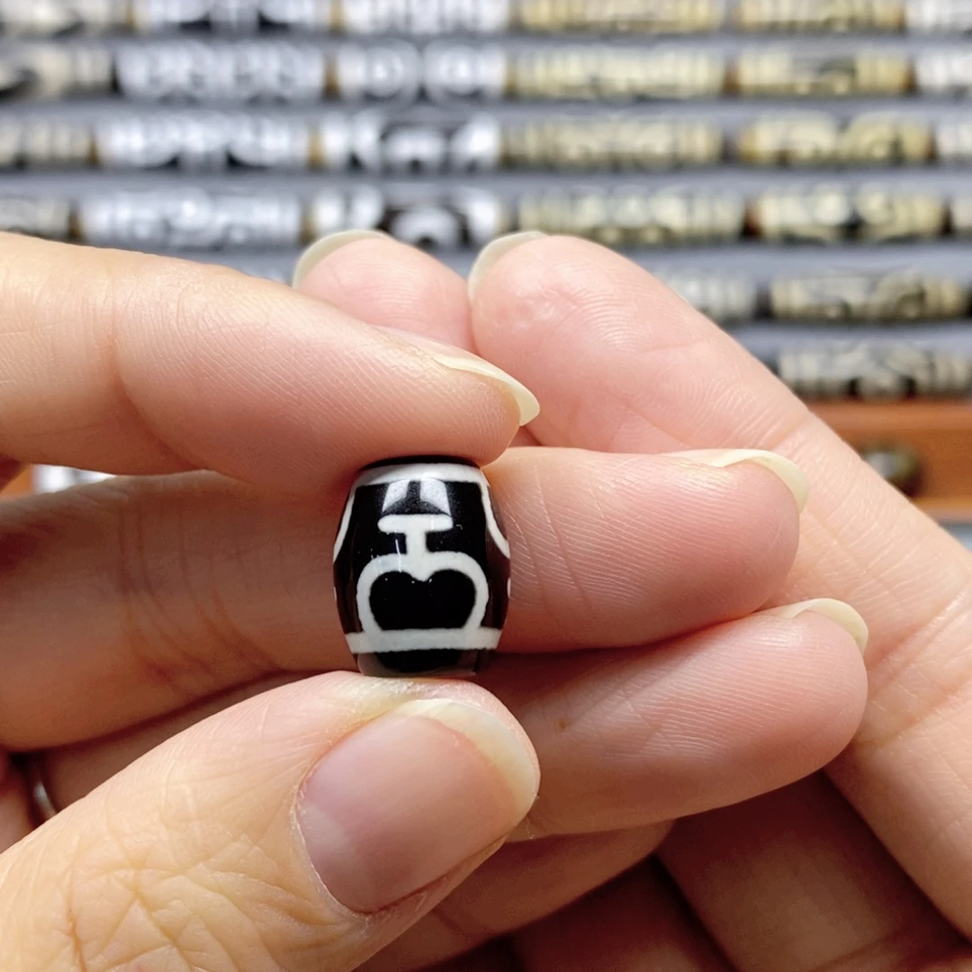 詩***雨玛瑙/玉髓未镶嵌颈饰