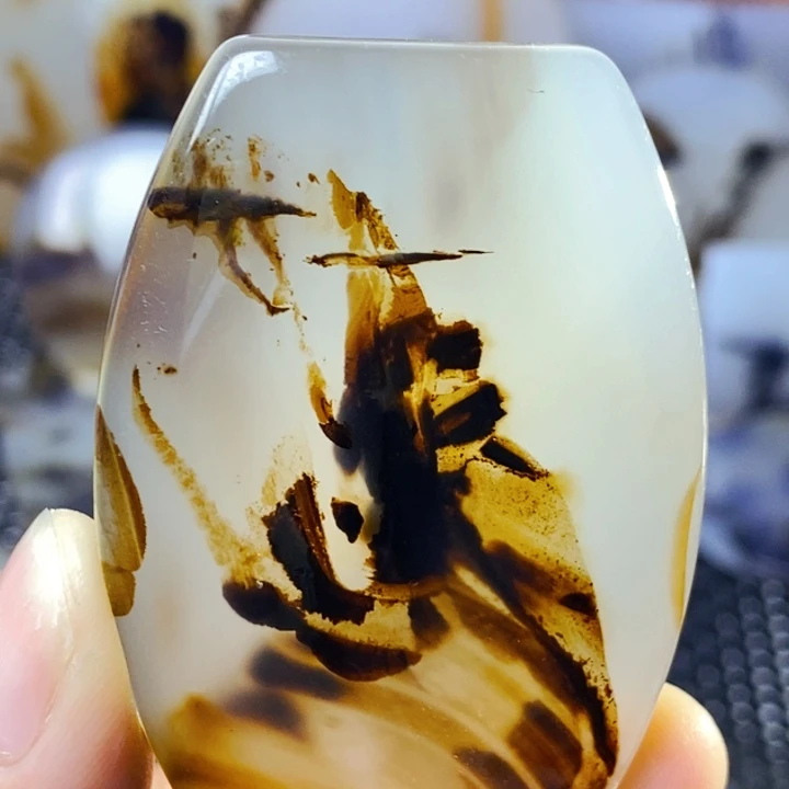 玛瑙/玉髓未镶嵌珠宝半成品
