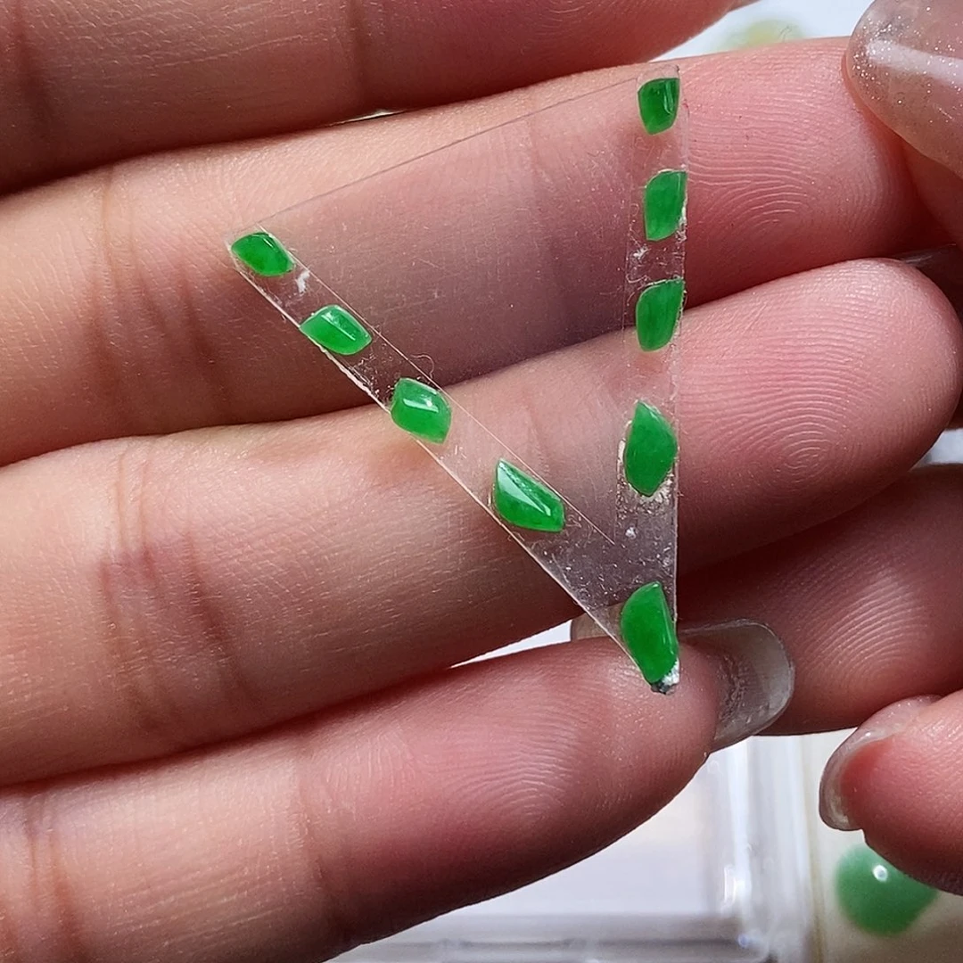 定制翡翠未镶嵌翡翠