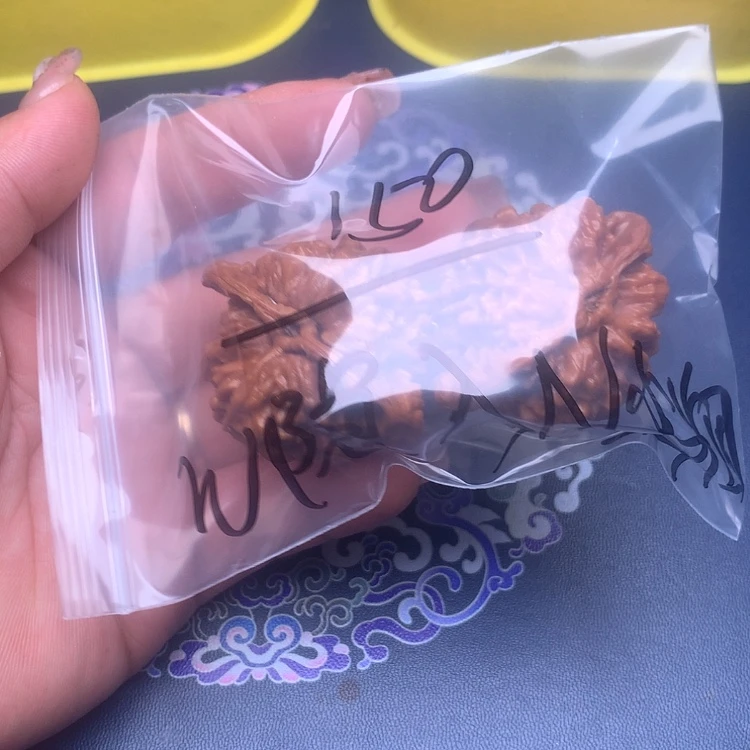 【闪购商品】把件桃核W****P