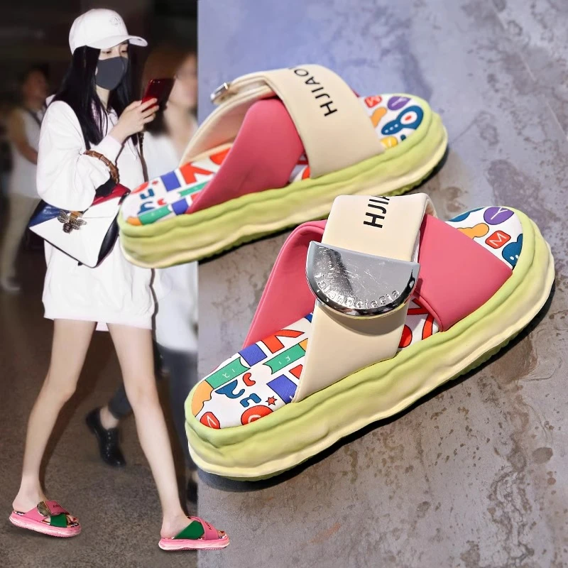 SHOEBOX鞋柜厚底凉拖鞋女夏外穿2025新款网红小众涂鸦沙滩鞋凉鞋