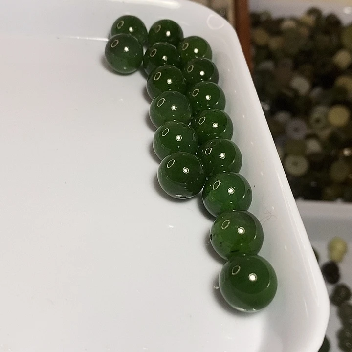 和田玉未镶嵌手链微瑕