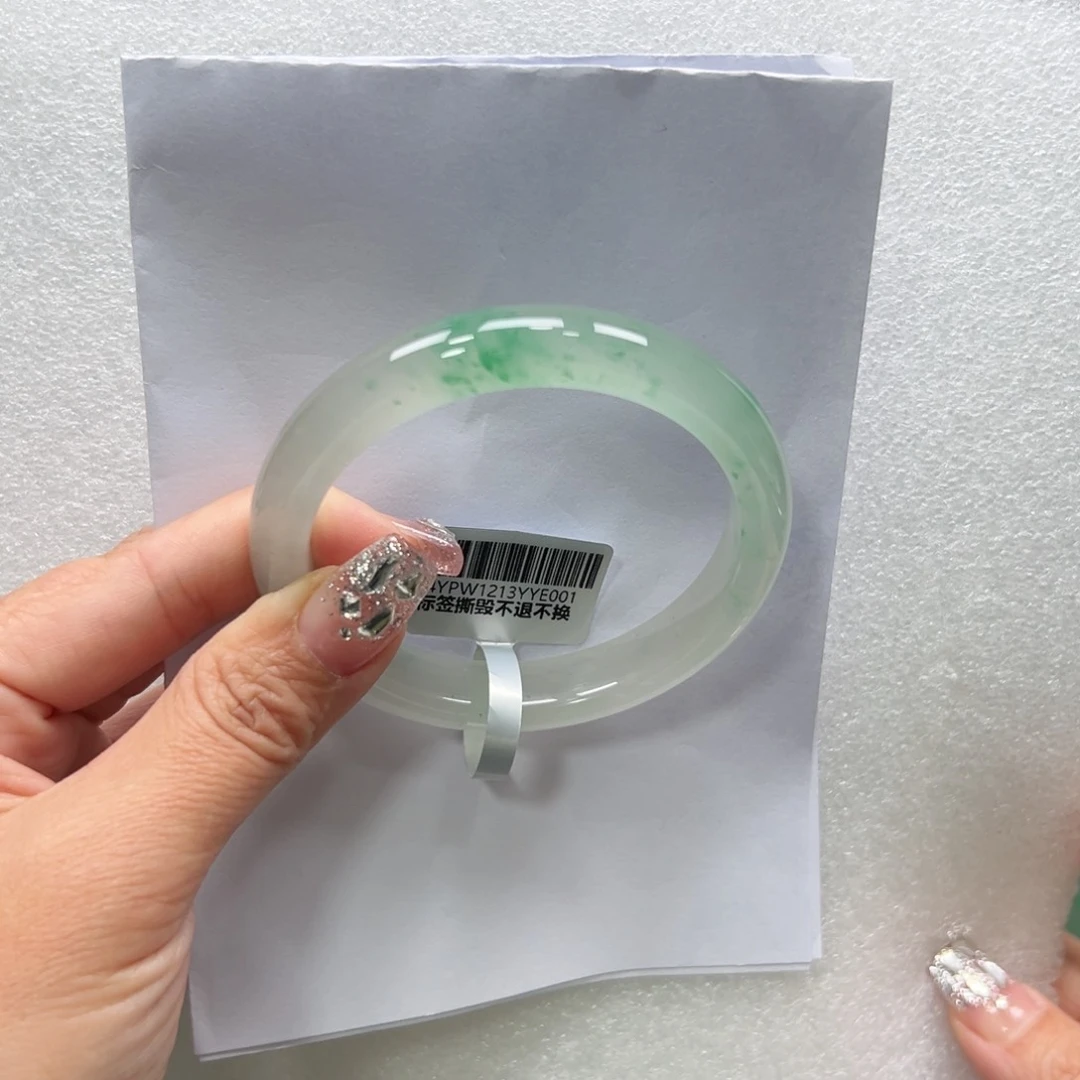 石英质玉手镯未镶嵌用****7➕佳佳60.2