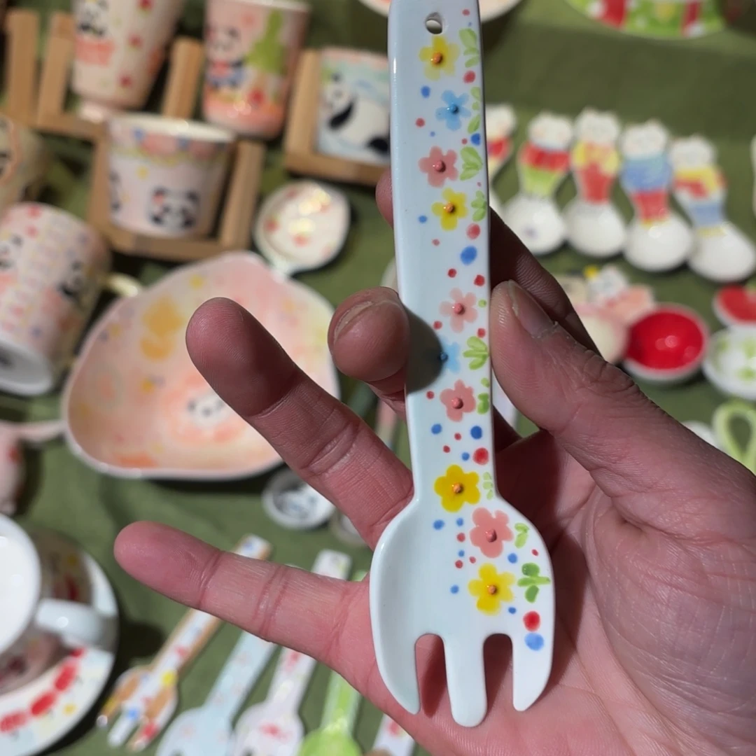 瓷片甲**丁可爱的犹犹豫豫鸭鸭