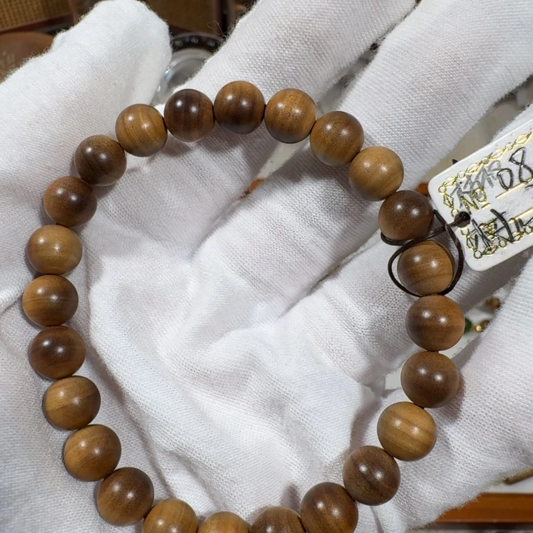 无事牌檀香木0.8横纹沉水枯枝料