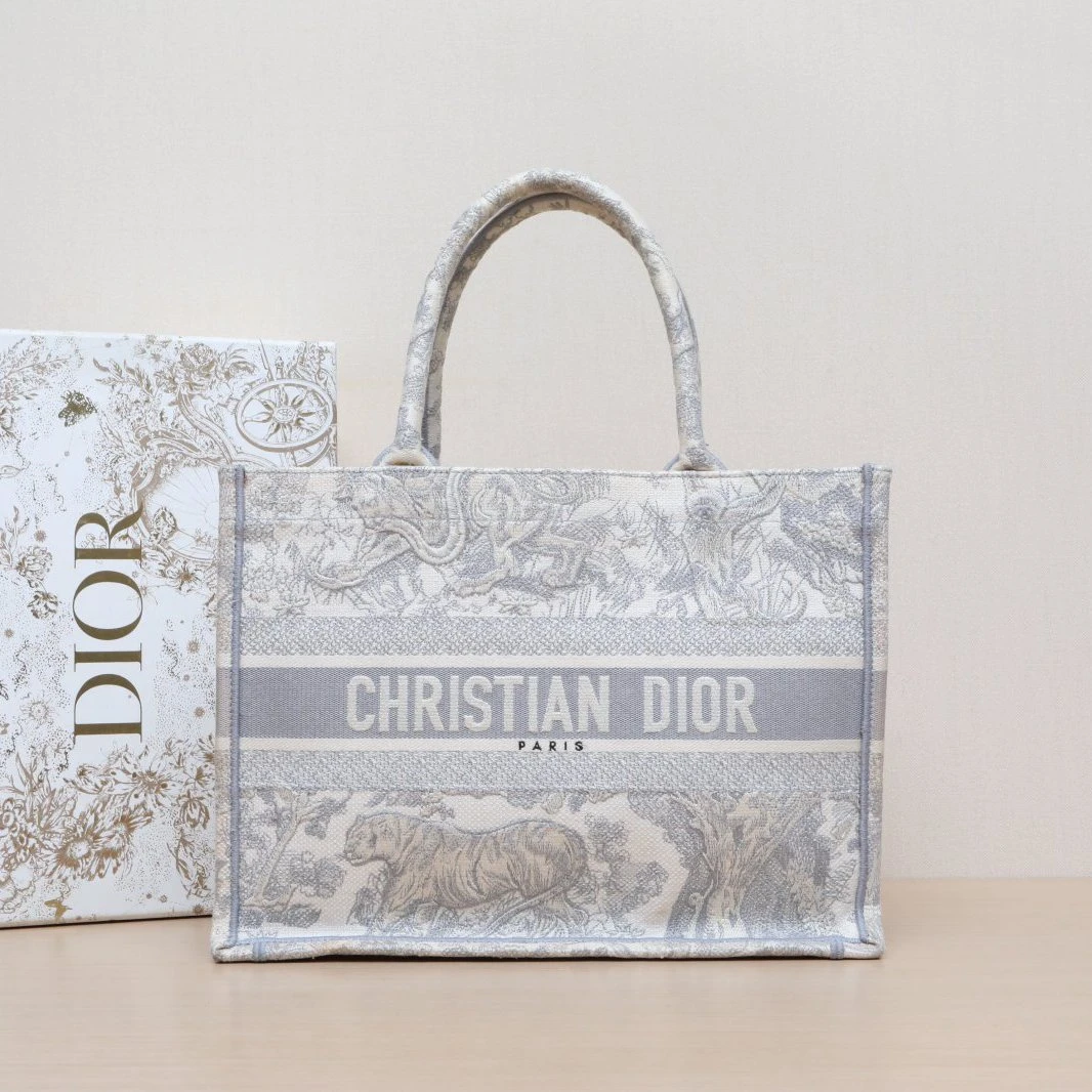 95新 DIOR/迪奥 【双双特价】Book Tote 中号 36 灰色 帆布 2021