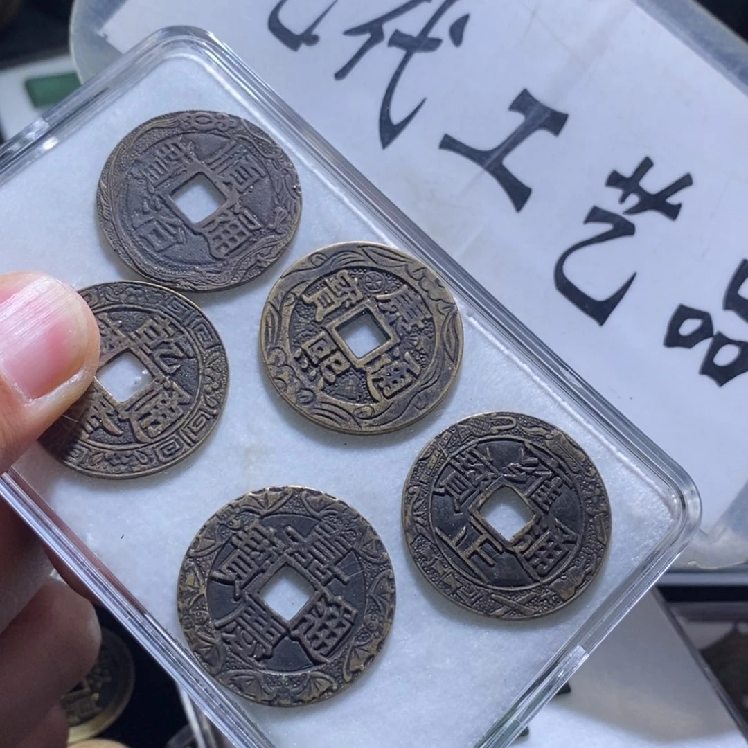 铜工艺品刻画五帝
