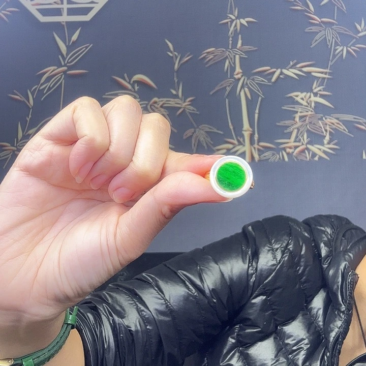 翡翠戒指银S925镶嵌何****慧特价