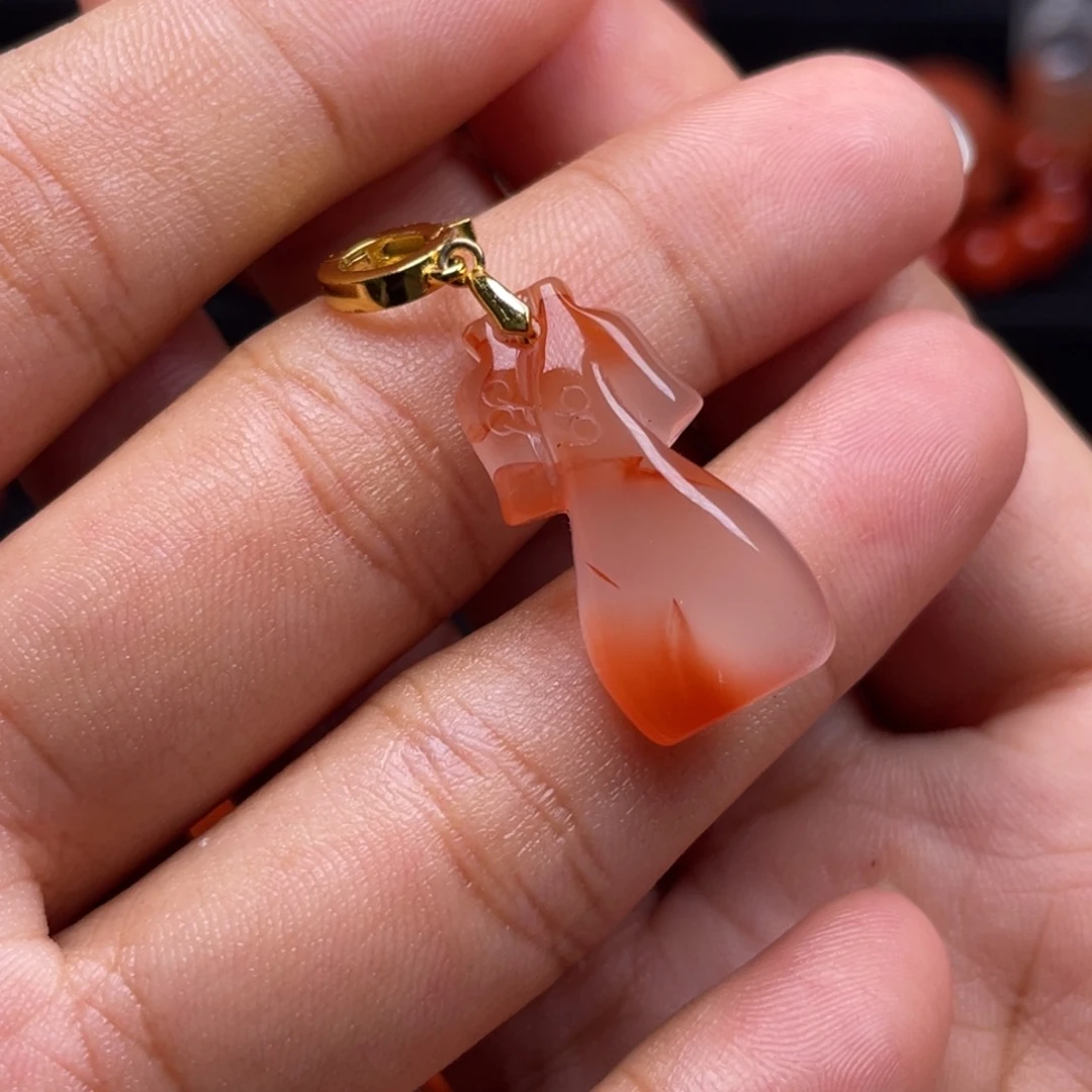 南红玛瑙未镶嵌珠宝奇石配饰