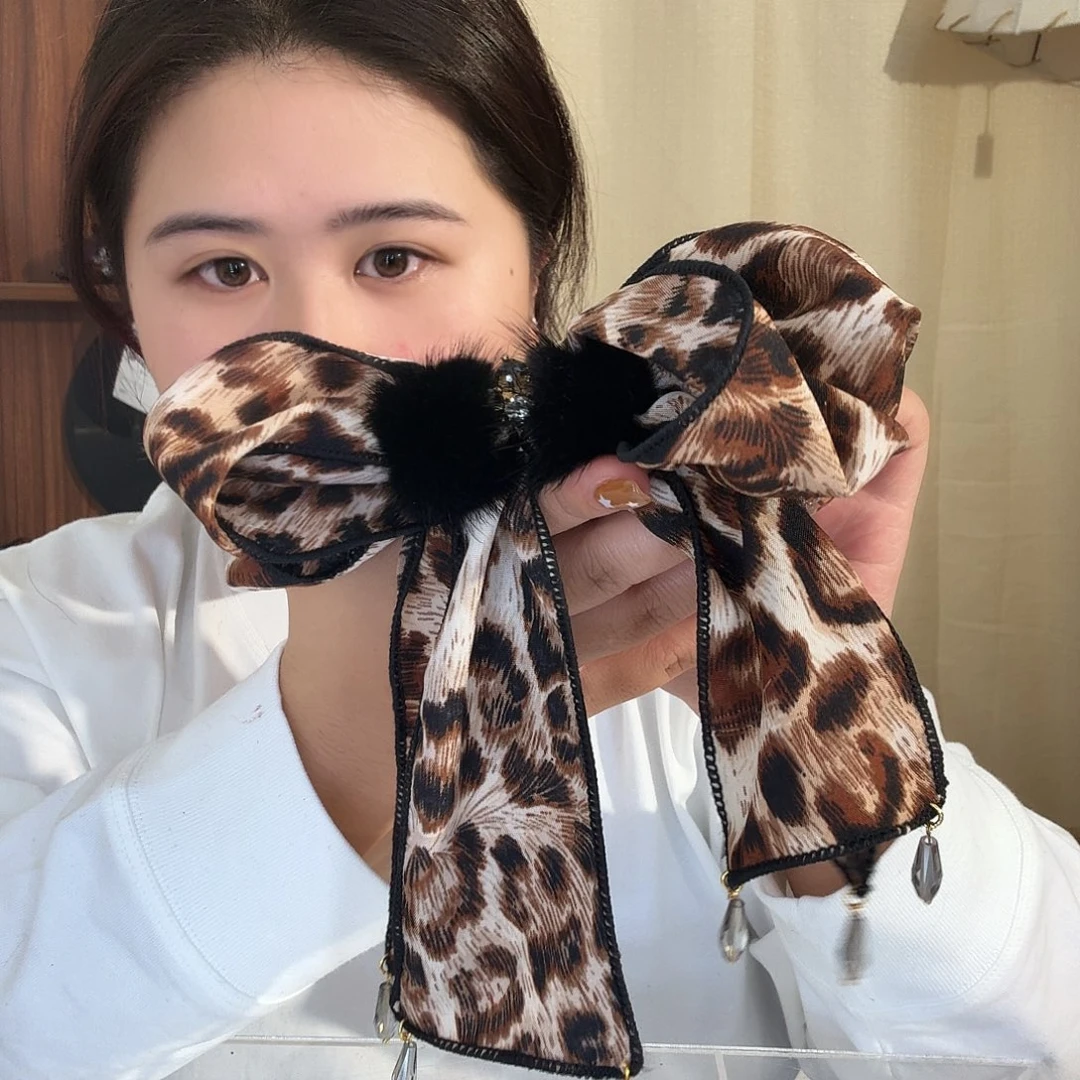 皮质铁合金哈哈哈哈哈