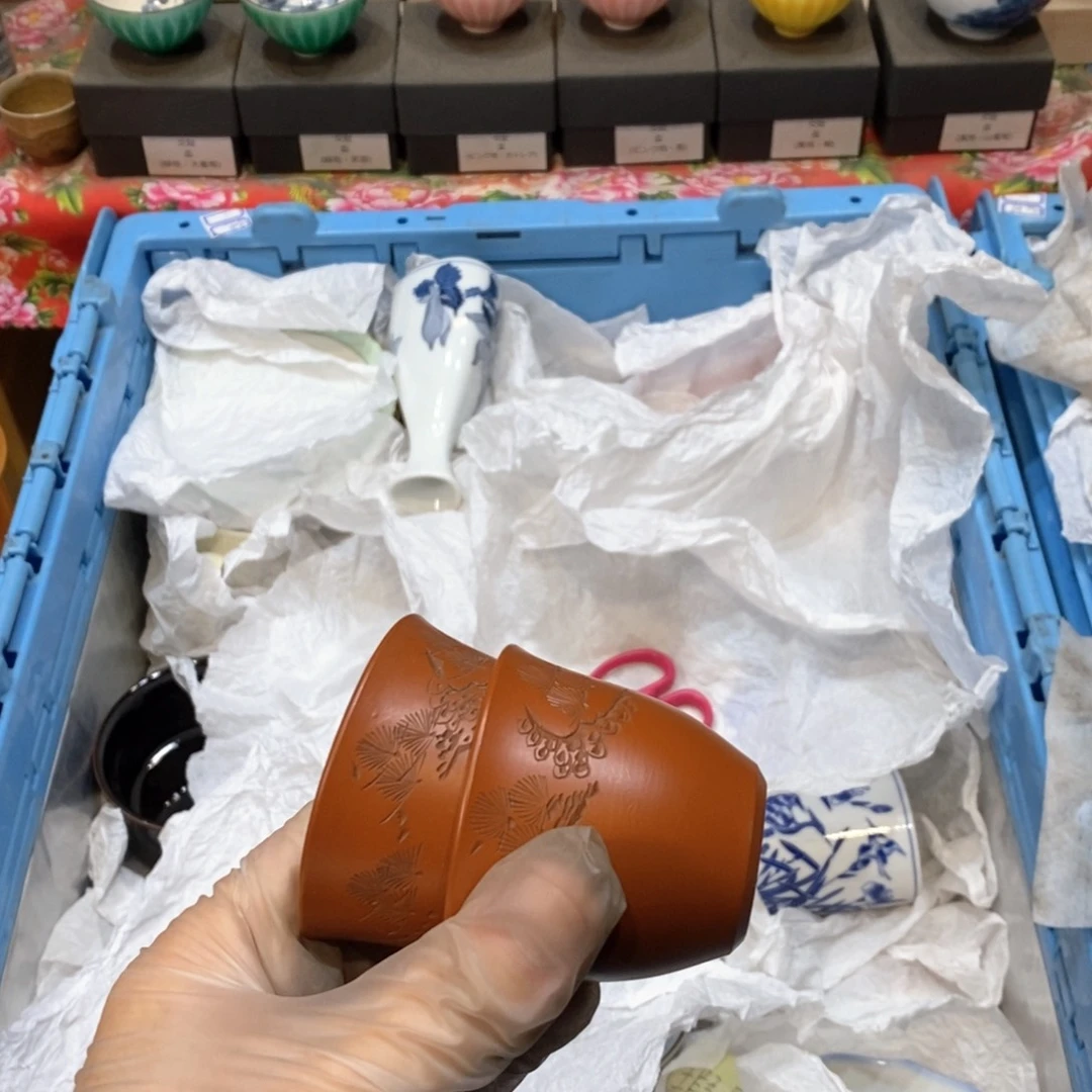 瓷片?**?哈哈哈哈哈哈哈哈哈