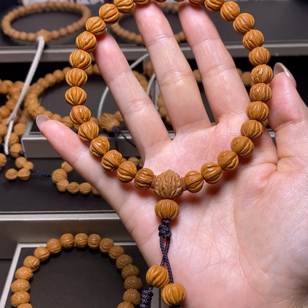 吃***皮桃核手串秦岭桃核