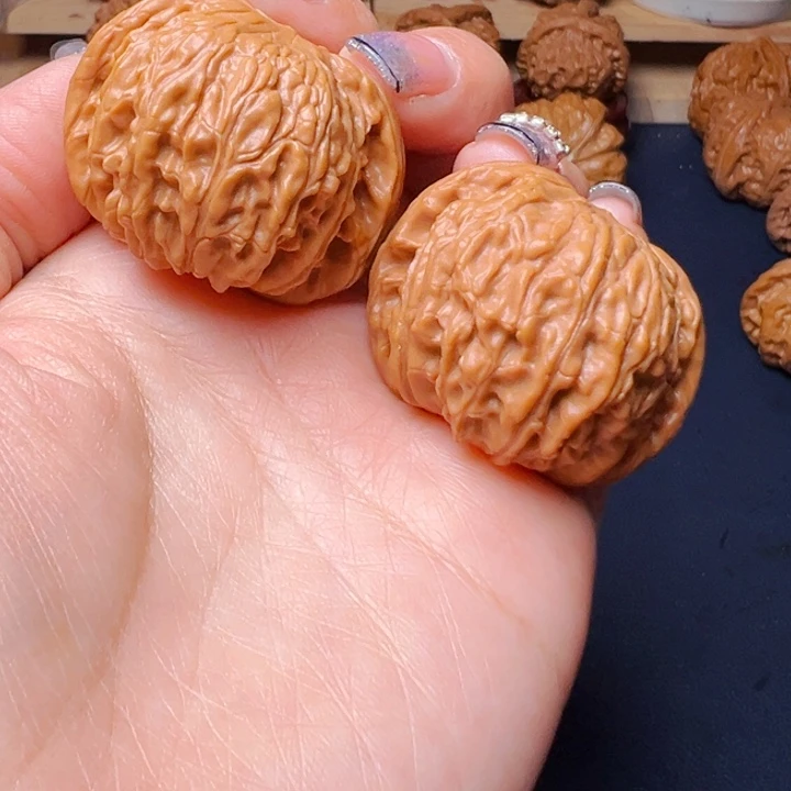 文玩核桃吊坠磨盘40