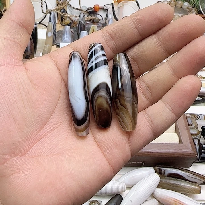 玛瑙/玉髓颈饰未镶嵌我**州