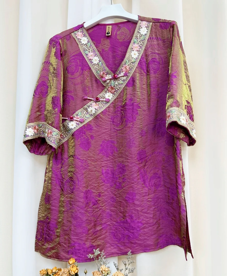 【辞南】新中式斜门襟花朵刺绣重工金丝线提花刻花开叉上衣小衫女