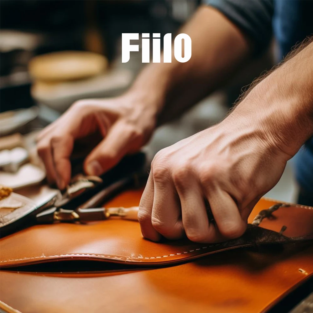 【Fiilo菲洛】S57黑色小号新款牛角包真皮老钱风简约单肩斜挎包