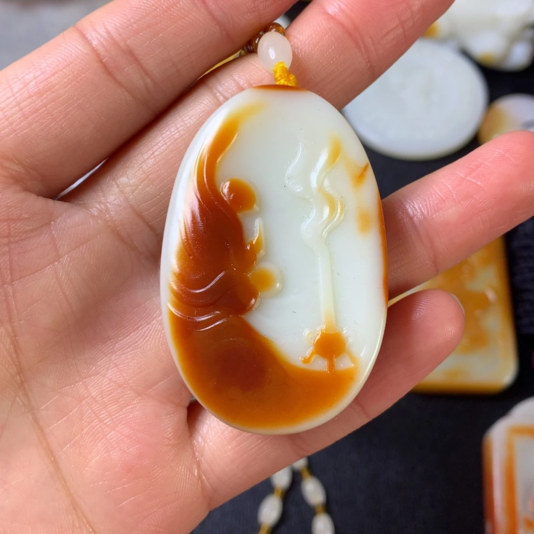 和田玉颈饰未镶嵌