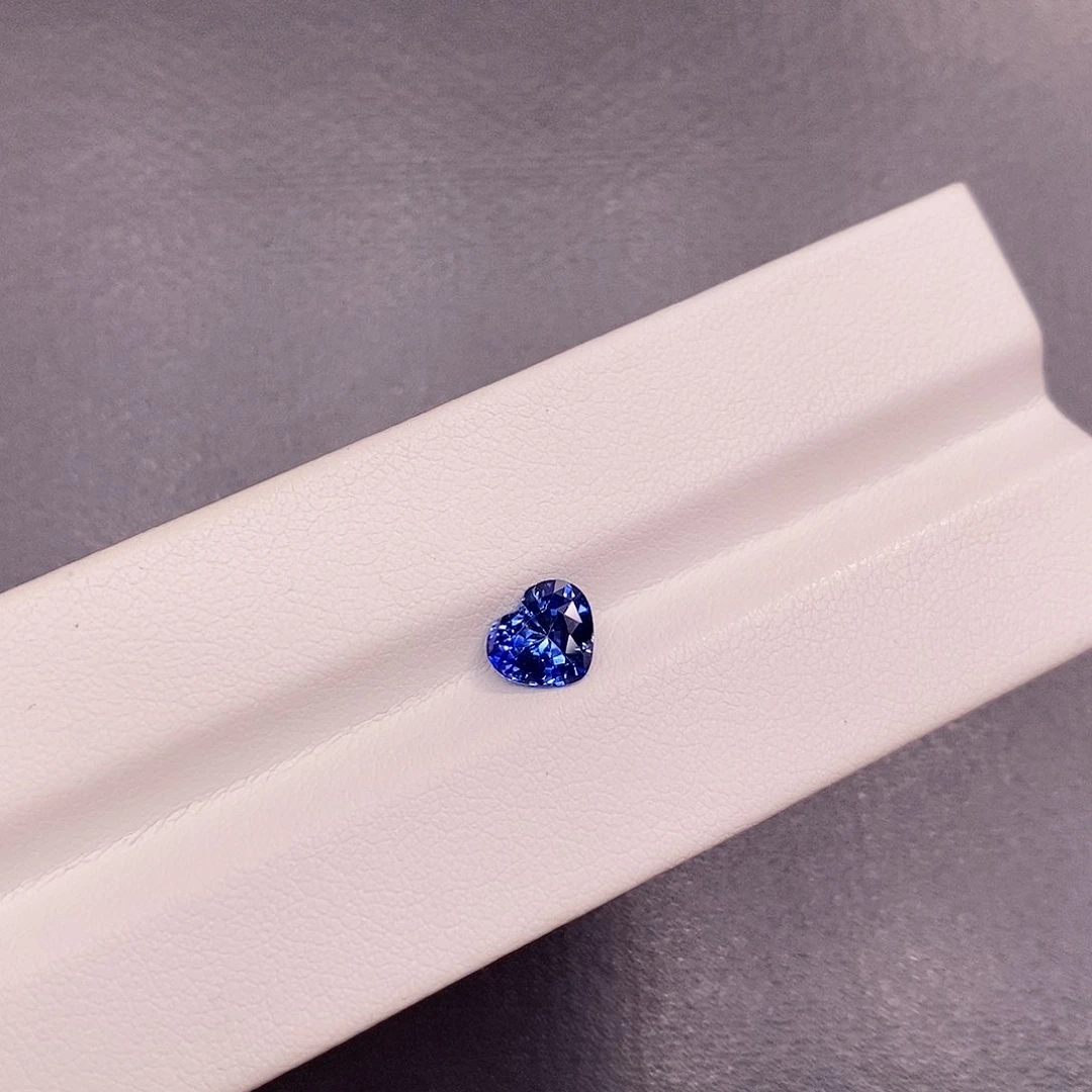 裸石蓝宝石1.275克拉