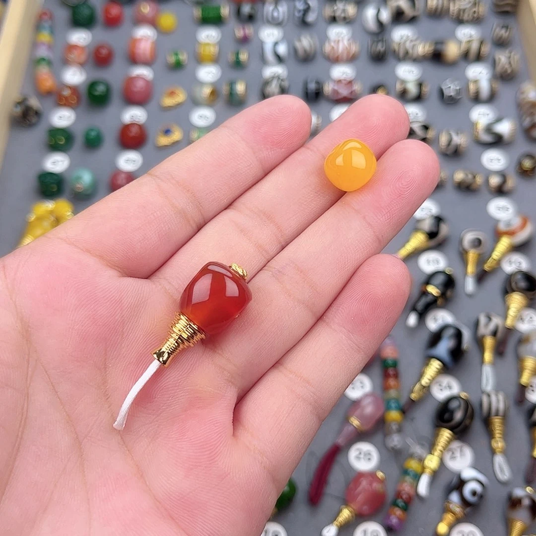 玛瑙/玉髓饰品未镶嵌硬**?