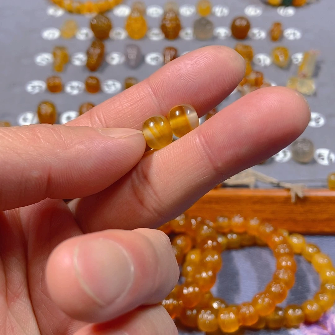 玛瑙/玉髓颈饰未镶嵌常***?珠